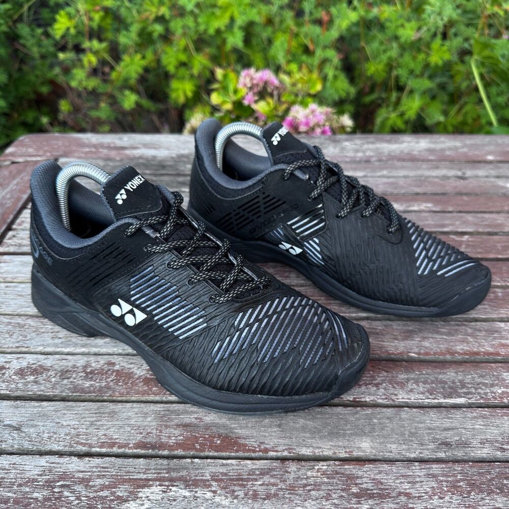 YONEX SONICAGE 2 TENNIS SHOES (BLACK) Men's US 6.5 - Women's 8 - EU 39